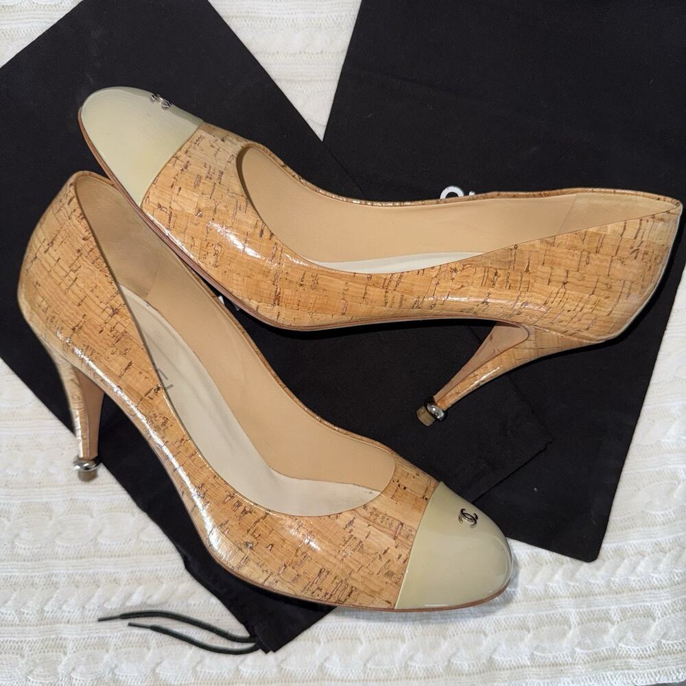 Chanel Patent Leather Polished Wood Design Classic Luxury Pump Heels EU 42 US 11 - Picture 4 of 16